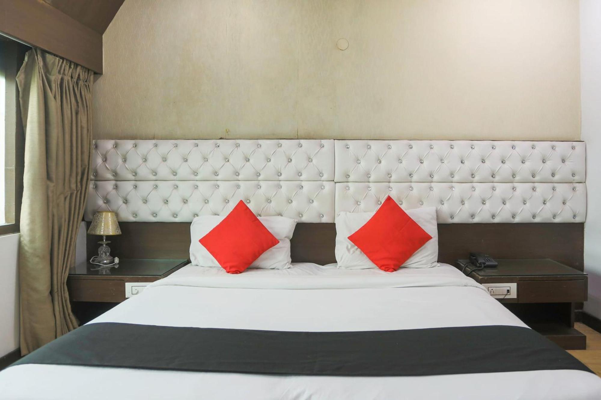Hotel O Parktel Indirapuram Eksteriør bilde