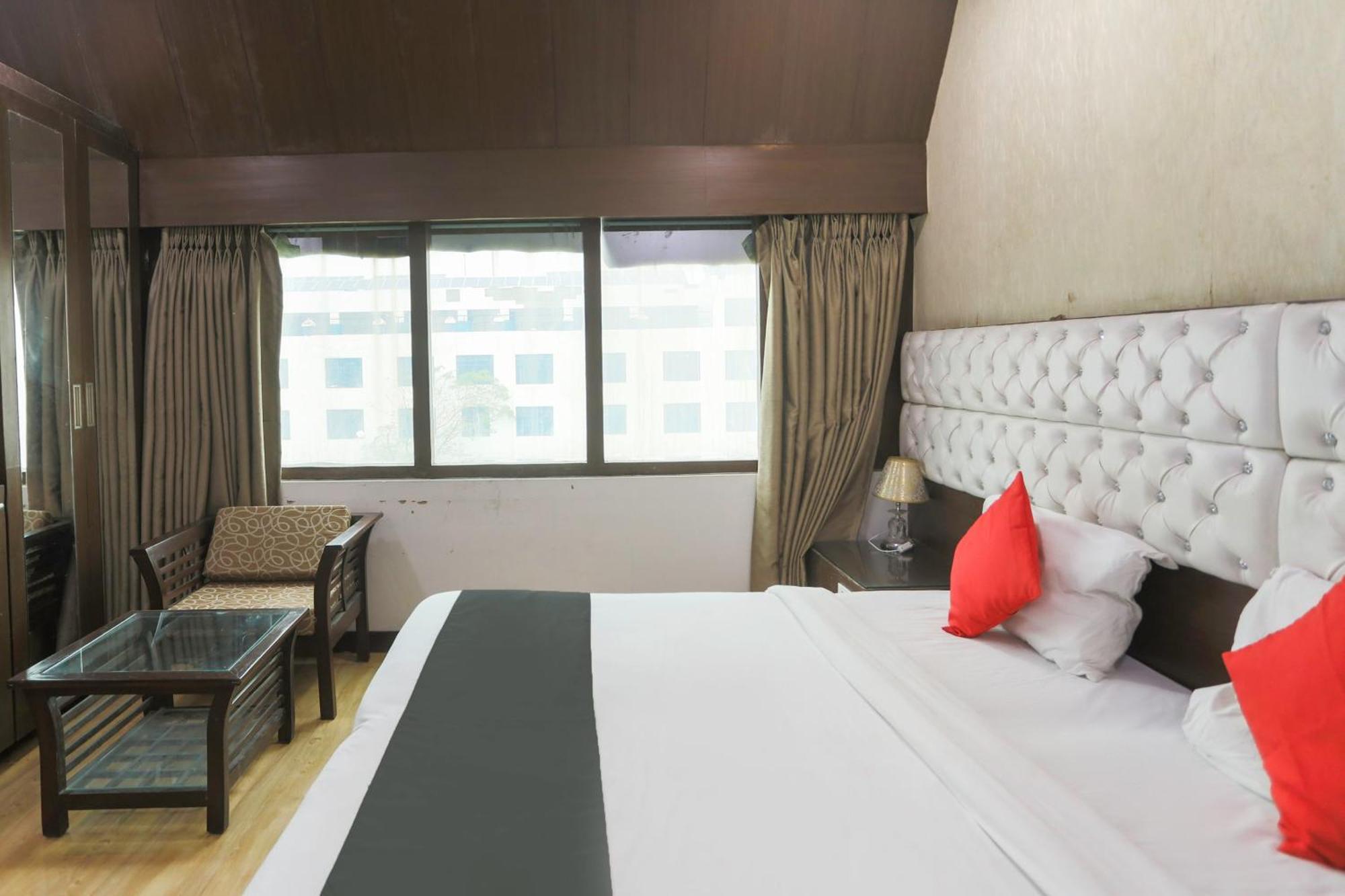 Hotel O Parktel Indirapuram Eksteriør bilde