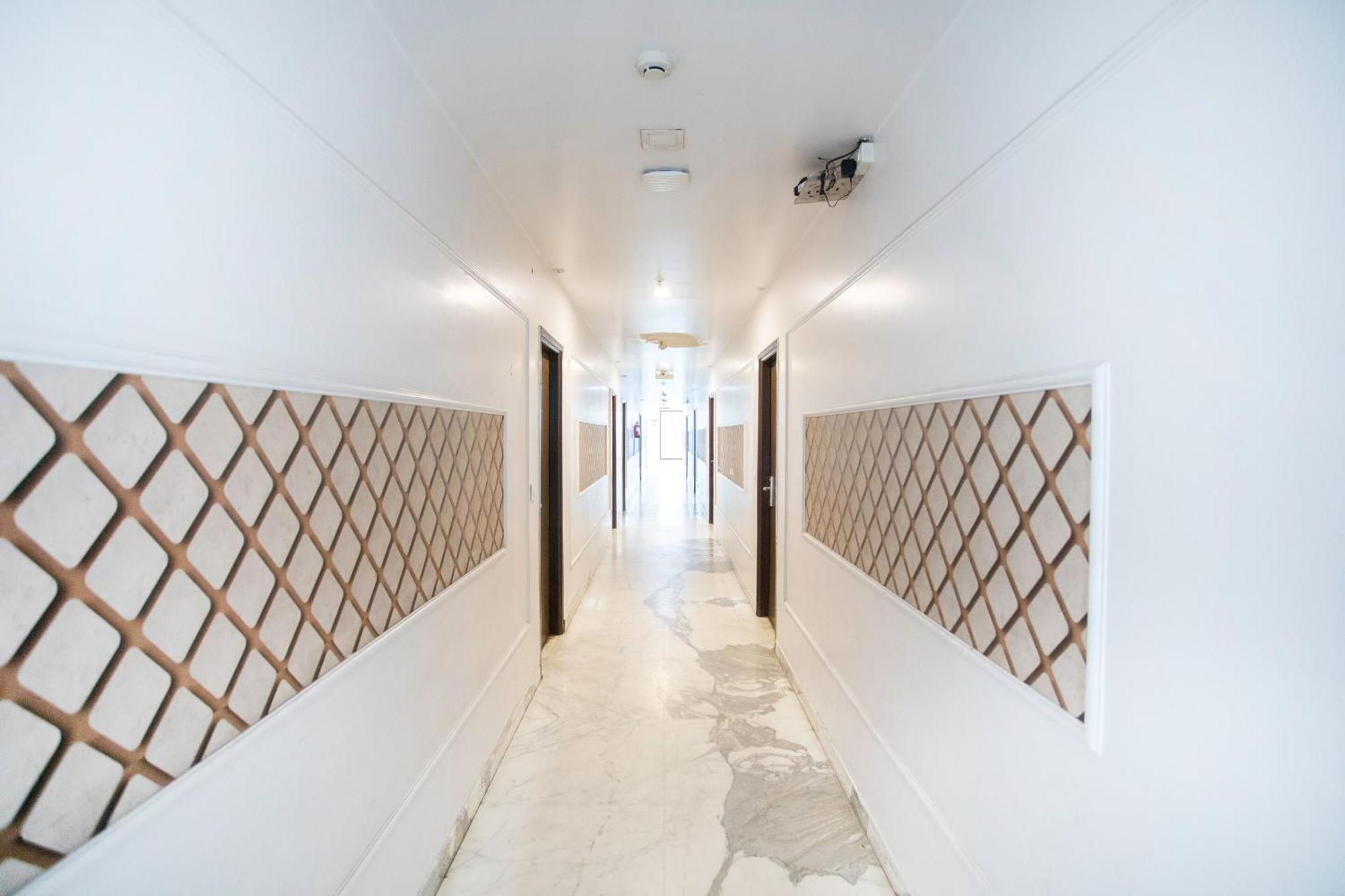 Hotel O Parktel Indirapuram Eksteriør bilde